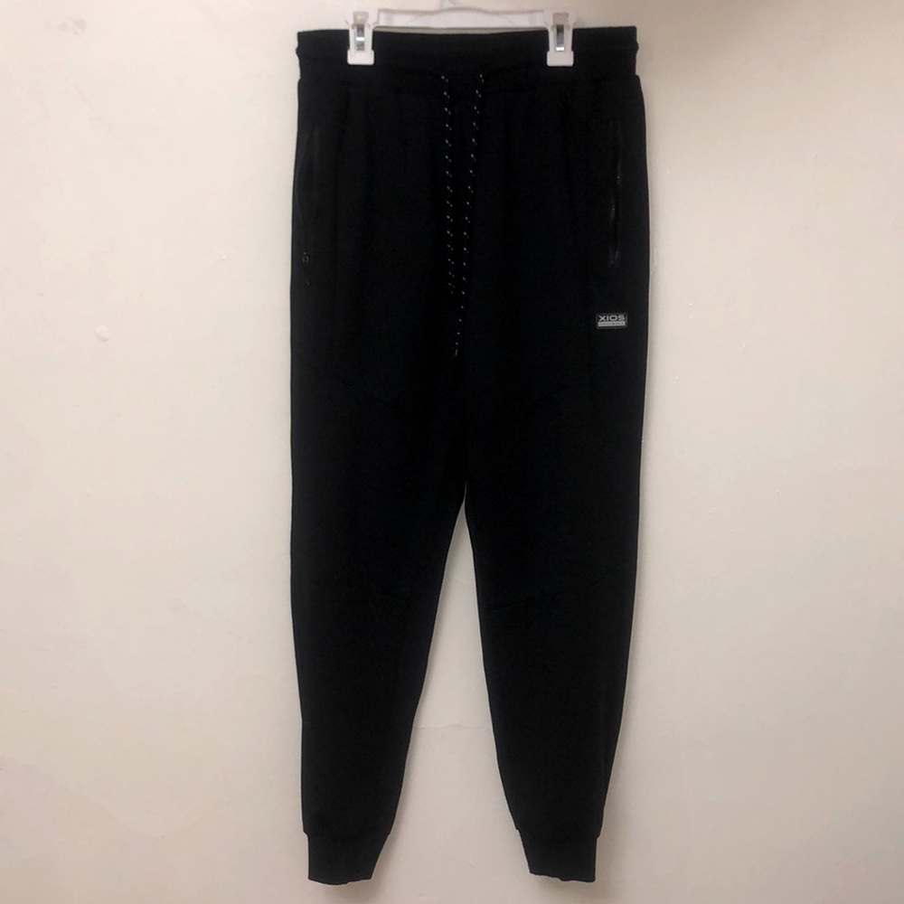 Guys Joggers Size Medium